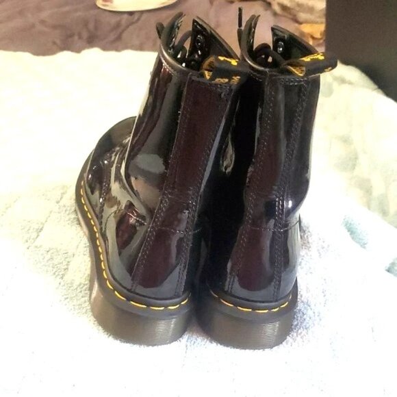 Dr. Martens Shiny Black Boots Leather Lace Up Doc Combat Boots Size 9 - Picture 6 of 16